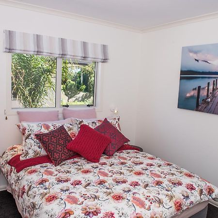 Waimapu Cottage Pyes Pa Екстериор снимка