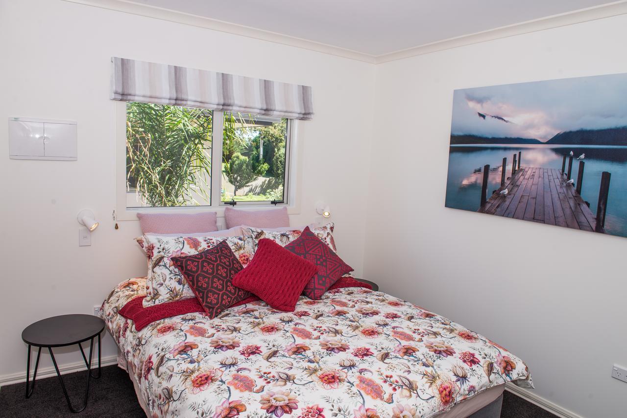 Waimapu Cottage Pyes Pa Екстериор снимка